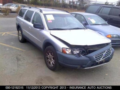 VOLVO XC70 2004