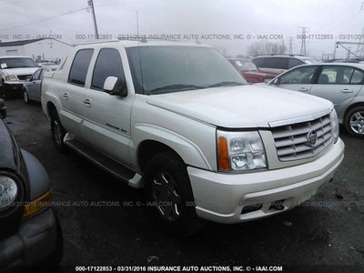 CADILLAC ESCALADE EXT 2005