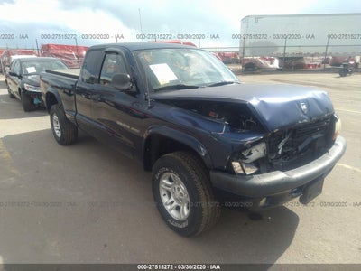 DODGE DAKOTA 2002