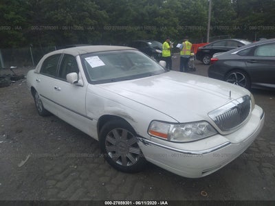 LINCOLN TOWN CAR 2006
