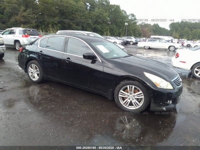 INFINITI JOURNEY 2012