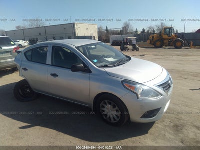 NISSAN VERSA 2015