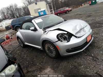 Volkswagen Beetle 2013