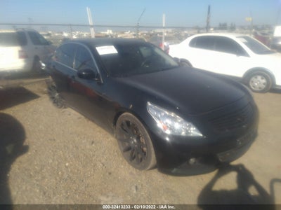 INFINITI JOURNEY 2010