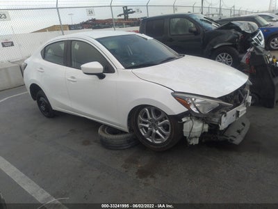 Toyota Yaris ia 2017