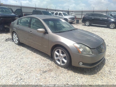 NISSAN MAXIMA 2004