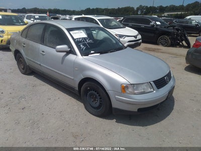 VOLKSWAGEN PASSAT 2001