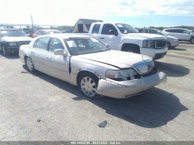 Lincoln Town car 2003
