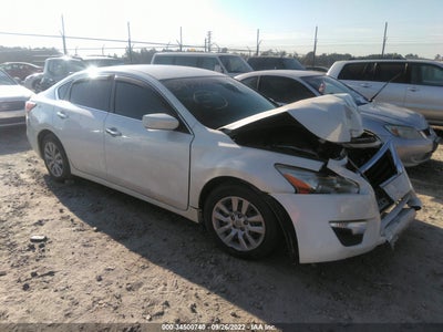 NISSAN ALTIMA 2015