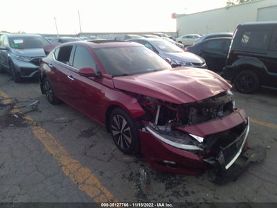 Nissan Altima 2019