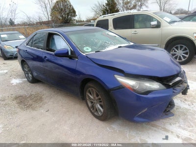 TOYOTA CAMRY 2016