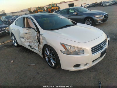 Nissan Maxima 2011