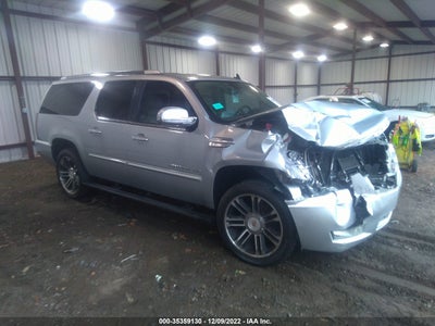 Cadillac Escalade esv 2013
