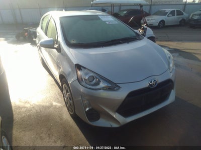 TOYOTA PRIUS C 2016