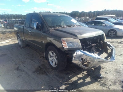 Nissan Titan 2004