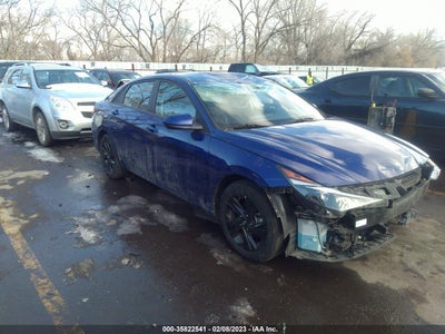 Hyundai Elantra 2022