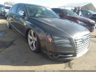 Audi S8 2014