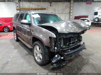 Chevrolet Suburban 1500 2013