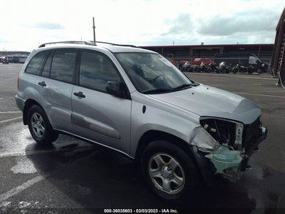 TOYOTA RAV4 2005