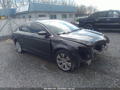 CHRYSLER 200 2016