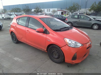 TOYOTA PRIUS C 2013