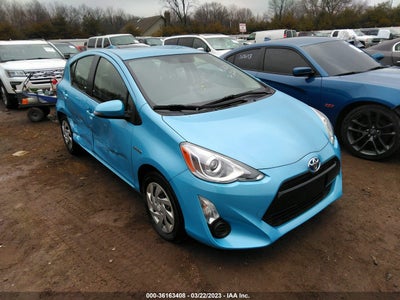 Toyota Prius c 2015