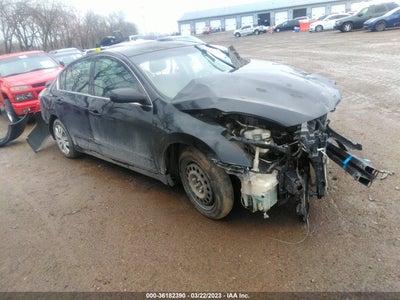 Nissan Altima 2012