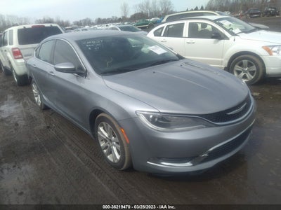 CHRYSLER 200 2015