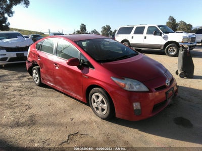 TOYOTA PRIUS 2011