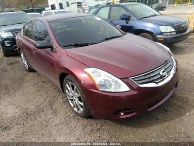 Nissan Altima 2011