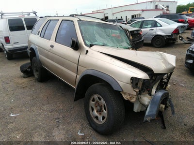 Nissan Pathfinder 1996