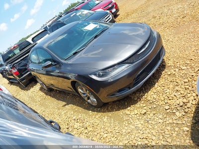 CHRYSLER 200 2015