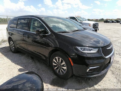 Chrysler Pacifica 2023