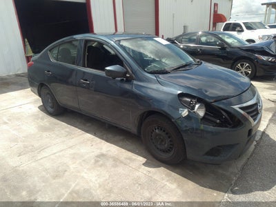 NISSAN VERSA 2017