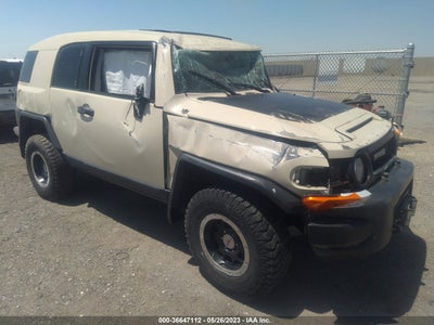 Toyota Fj cruiser 2010