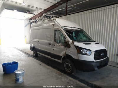 Ford Transit-250 2019