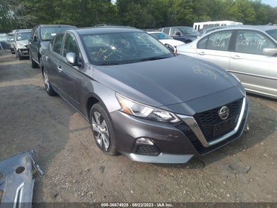 Nissan Altima 2020