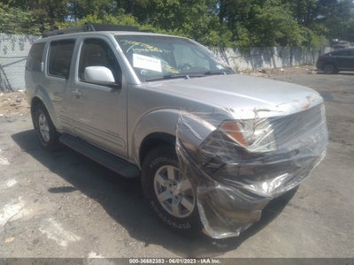 Nissan Pathfinder 2005