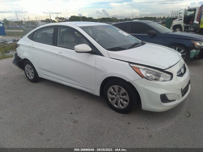 Hyundai Accent 2015