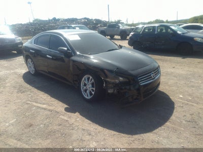 Nissan Maxima 2011