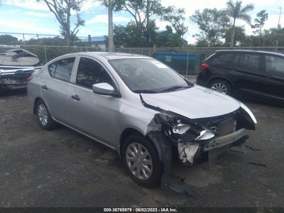 Nissan Versa 2016