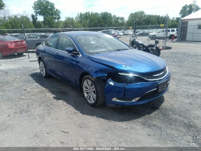 Chrysler 200 2015