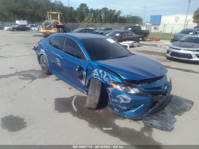 TOYOTA CAMRY 2019