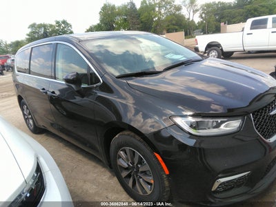 Chrysler Pacifica 2023