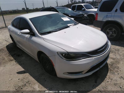 Chrysler 200 2015
