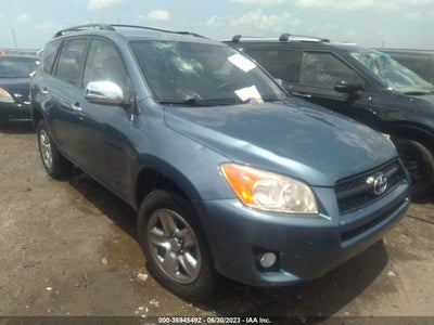 TOYOTA RAV4 2011