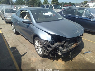 VOLKSWAGEN EOS 2012