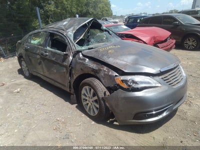 Chrysler 200 2013