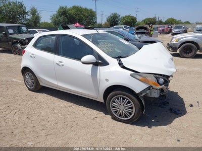 Mazda 2 2014