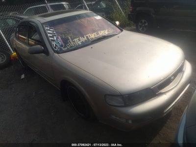 Nissan Maxima 1996